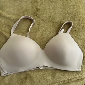 Cacique Lightly Lined Tshirt Bra Wire Free, nude, Size 42D